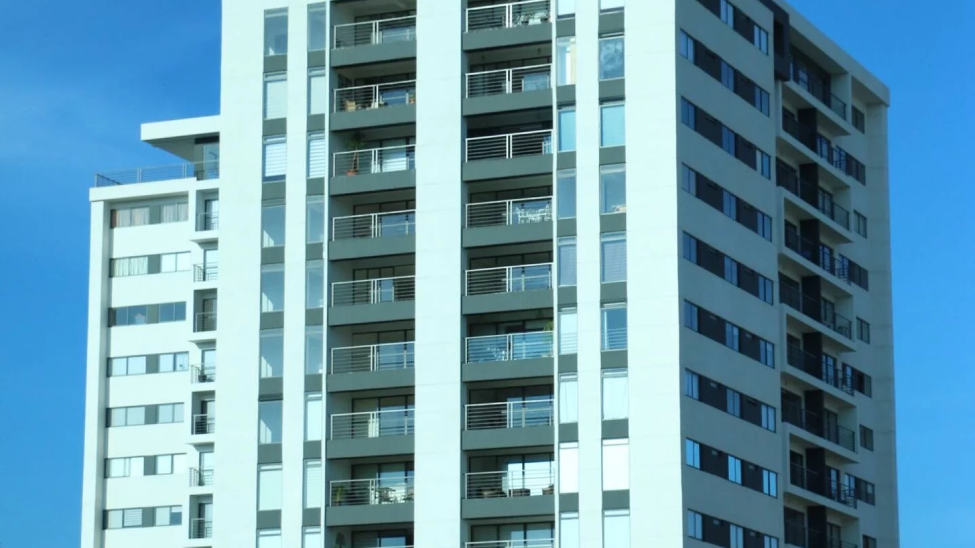 Céntrico, Tren, Alberca, Confort, Gym 9I